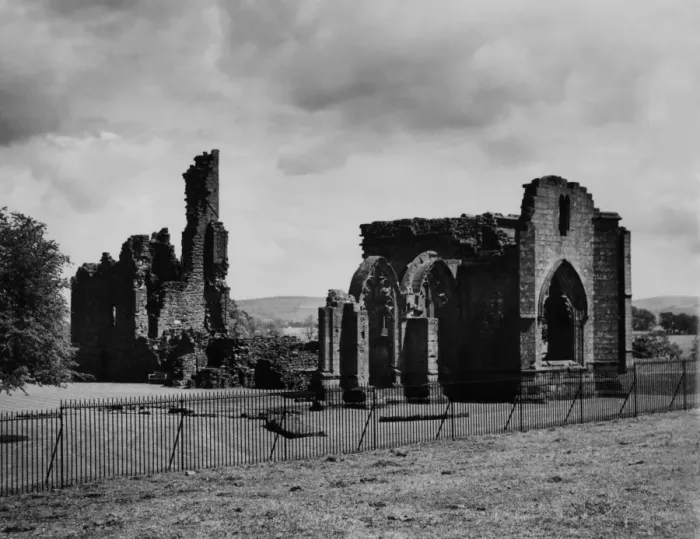 Framed Print : Lincluden Abbey Framed Print : Lincluden Abbey