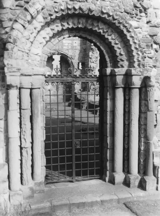 Framed Print : Lindisfarne Priory Framed Print : Lindisfarne Priory