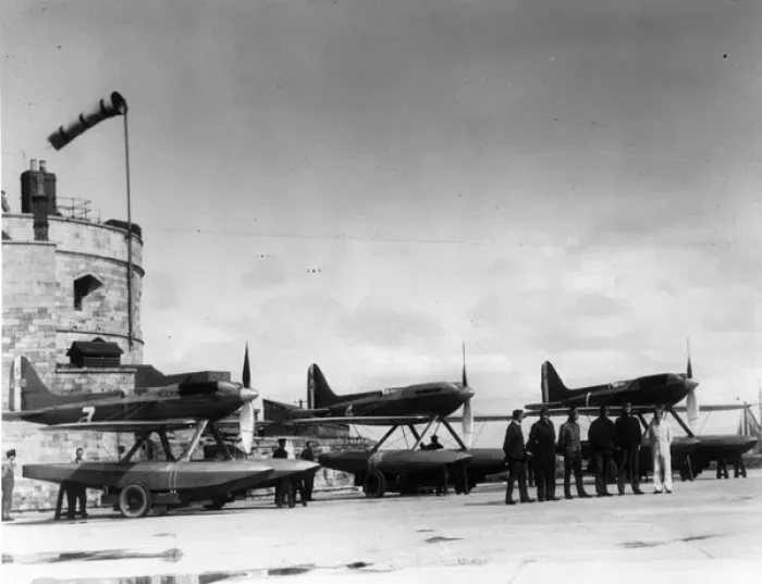 Framed Print : Line up of two Supermarine S6Bs and a S6A (centre) Framed Print : Line up of two Supermarine S6Bs and a S6A (centre)