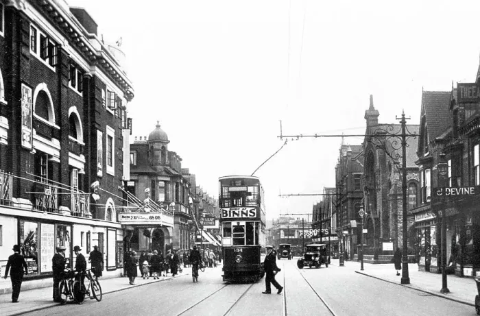 Framed Print : Linthorpe Road, Middlesbrough Framed Print : Linthorpe Road, Middlesbrough