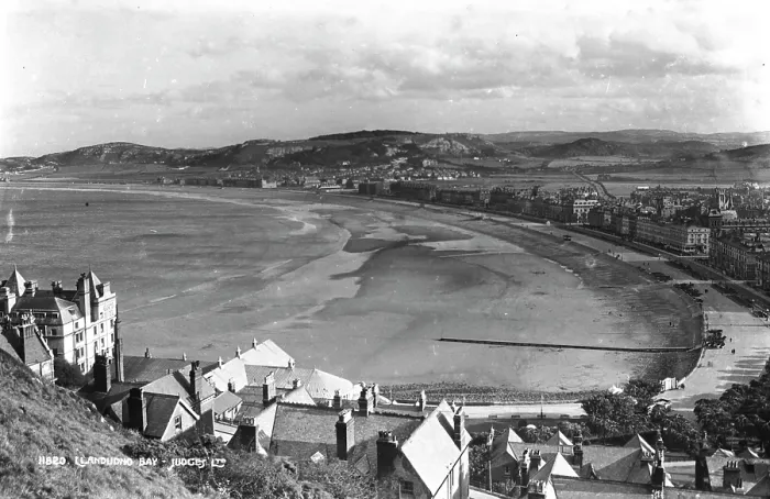 Framed Print : Llandudno Bay Framed Print : Llandudno Bay