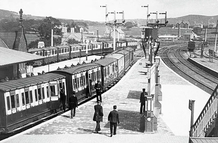 Framed Print : Llandudno Junction Railway Station Framed Print : Llandudno Junction Railway Station
