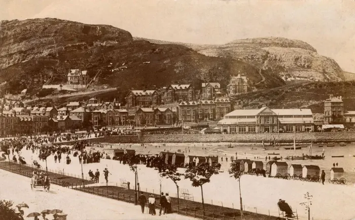 Framed Print : Llandudno, North Wales - with Bathing Machines on beach Framed Print : Llandudno, North Wales - with Bathing Machines on beach