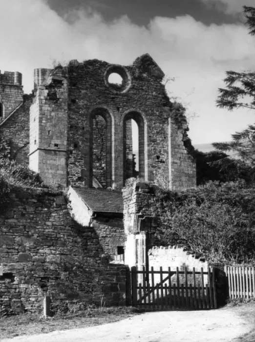 Framed Print : Llanthony Abbey Framed Print : Llanthony Abbey