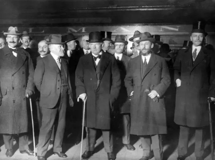 Framed Print : Lloyd George and others on a railway platform Framed Print : Lloyd George and others on a railway platform