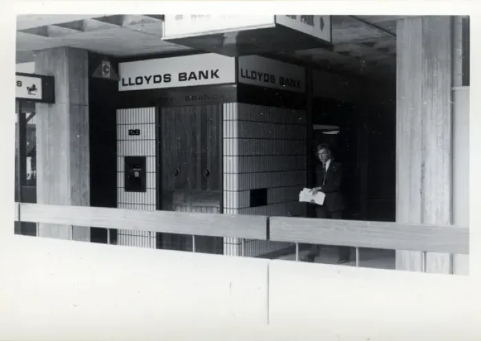 Framed Print : Lloyds Bank, Corby, Northamptonshire Framed Print : Lloyds Bank, Corby, Northamptonshire