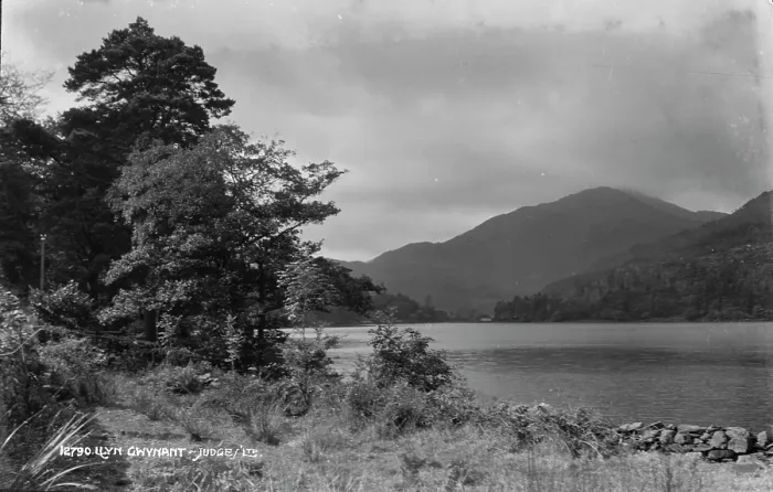 Framed Print : Llyn Gwynant Landscape Framed Print : Llyn Gwynant Landscape