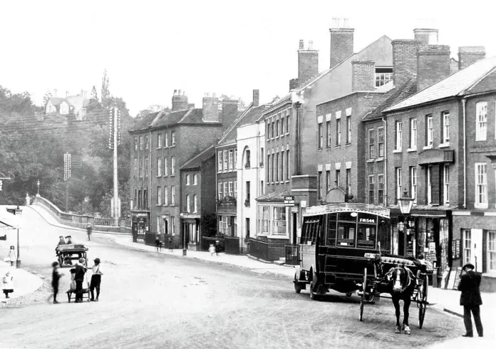 Framed Print : Load Street, Bewdley early 1900's Framed Print : Load Street, Bewdley early 1900's