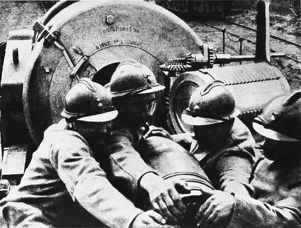 Loading ammunition WWI