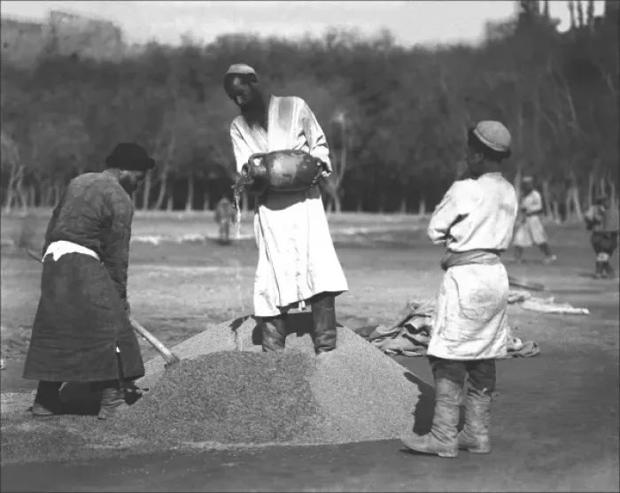 Framed Print : Local men mixing cement in Kashgar, western China Framed Print : Local men mixing cement in Kashgar, western China
