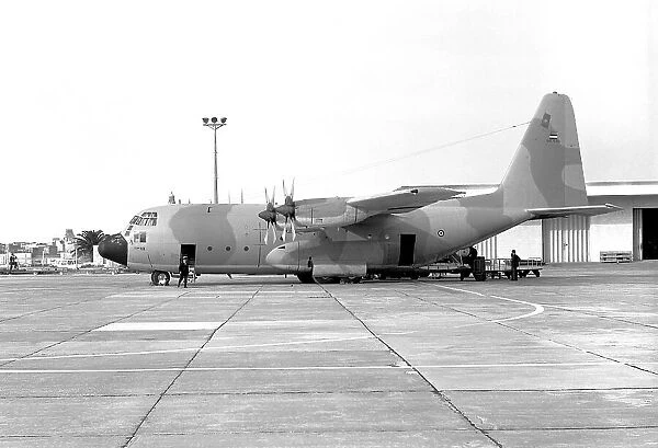 Lockheed C-130E Hercules 5-113