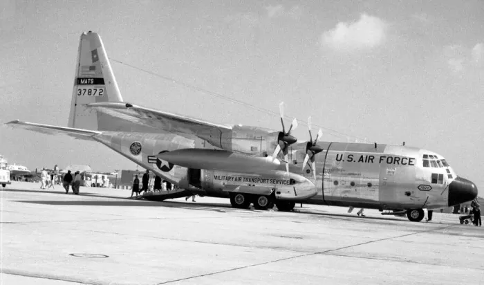 Framed Print : Lockheed C-130E Hercules 63-7872 Framed Print : Lockheed C-130E Hercules 63-7872