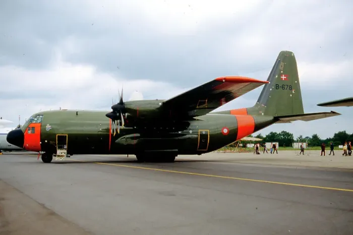 Framed Print : Lockheed C-130H Hercules B-678 Framed Print : Lockheed C-130H Hercules B-678