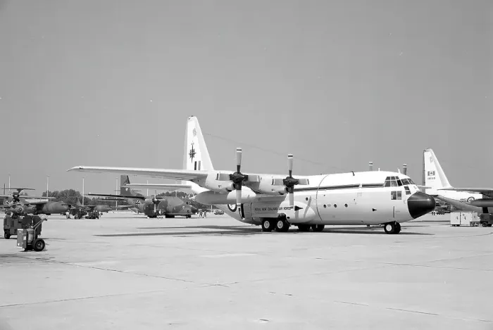 Framed Print : Lockheed C-130H Hercules NZ7001 Framed Print : Lockheed C-130H Hercules NZ7001