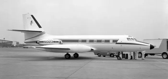 Framed Print : Lockheed JetStar N10123 Framed Print : Lockheed JetStar N10123