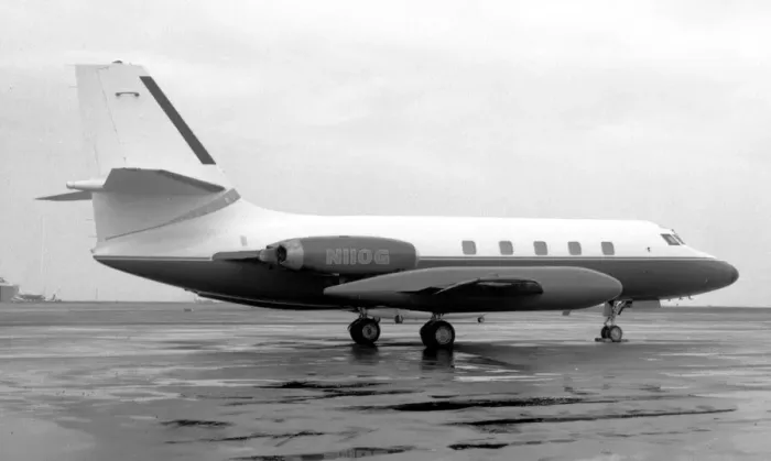 Framed Print : Lockheed JetStar N110G Framed Print : Lockheed JetStar N110G