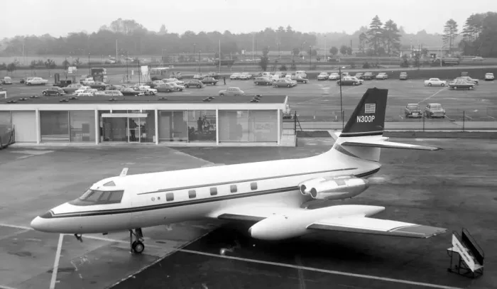 Framed Print : Lockheed JetStar N300P Framed Print : Lockheed JetStar N300P
