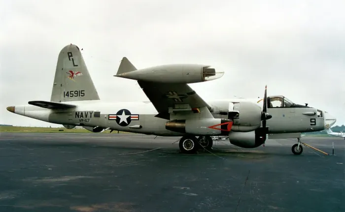 Framed Print : Lockheed P-2H Neptune 145915 Framed Print : Lockheed P-2H Neptune 145915