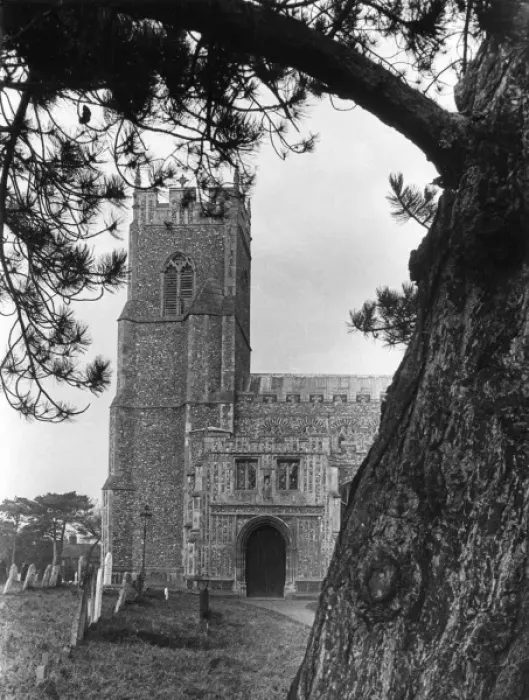 Framed Print : Loddon Church Framed Print : Loddon Church