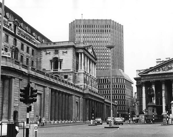 London  /  Bank