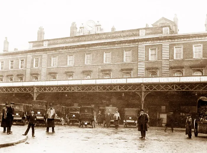 Framed Print : London Bridge Railway Station early 1900s Framed Print : London Bridge Railway Station early 1900s