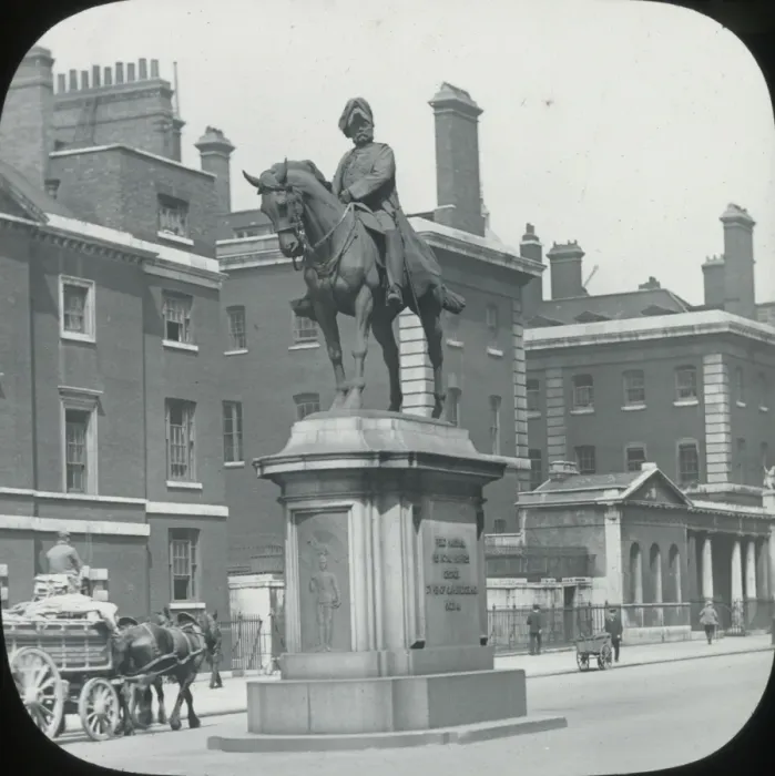 Framed Print : London, England - Duke of Cambridge Statue Framed Print : London, England - Duke of Cambridge Statue