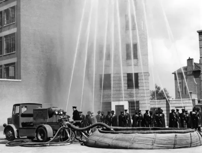 Framed Print : London firefighters with hosepipes Framed Print : London firefighters with hosepipes