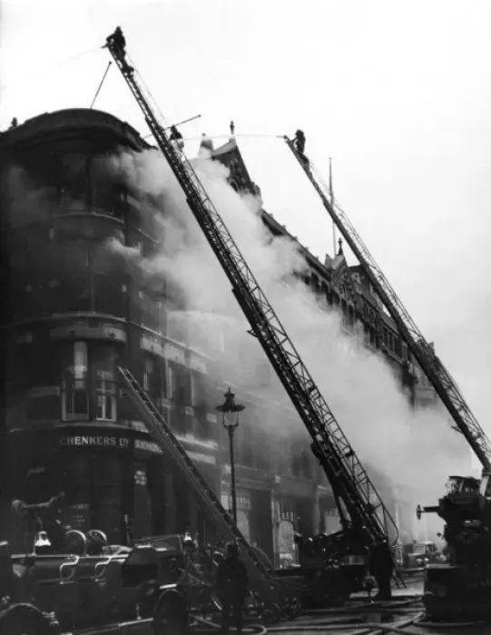 Framed Print : London firefighters at work, Queen Victoria Street Framed Print : London firefighters at work, Queen Victoria Street