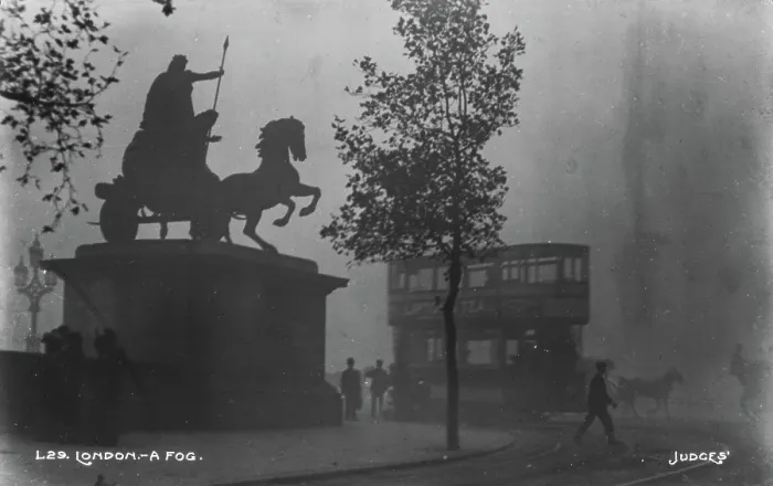Framed Print : London in the Fog Framed Print : London in the Fog
