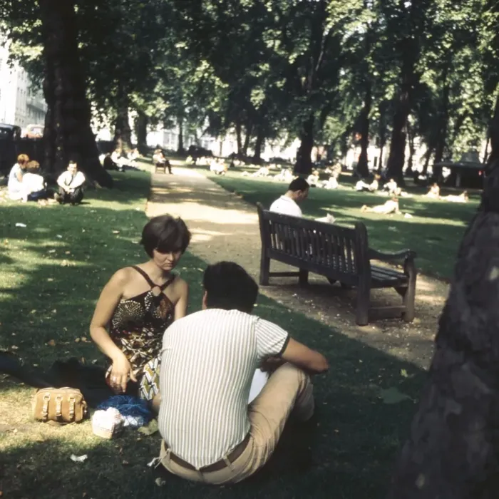 Framed Print : London / Grosvenor Square Framed Print : London / Grosvenor Square