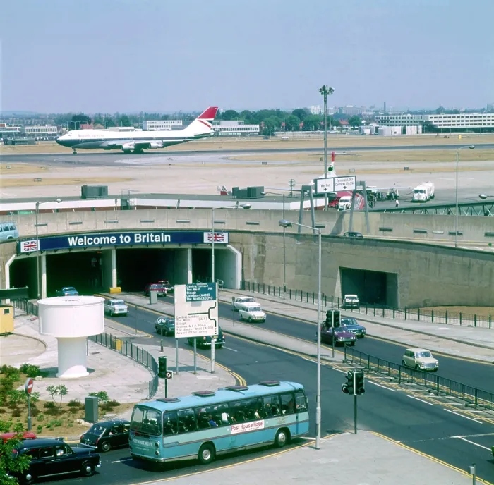 Framed Print : London Heathrow Airport, Welcome to Britain. Date: circa 1960s Framed Print : London Heathrow Airport, Welcome to Britain. Date: circa 1960s