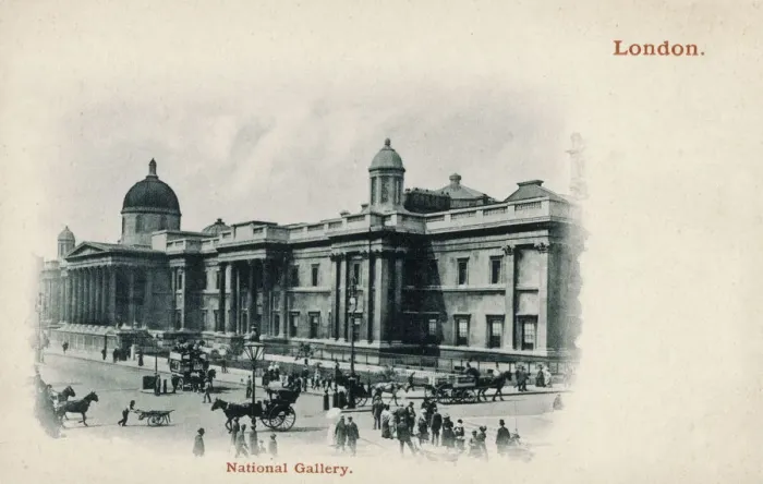 Framed Print : London - The National Gallery on Trafalgar Square Framed Print : London - The National Gallery on Trafalgar Square