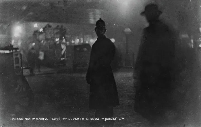 Framed Print : London Night Snaps at Ludgate Circus Framed Print : London Night Snaps at Ludgate Circus
