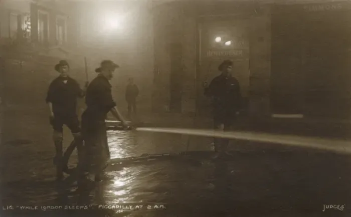 Framed Print : London at night - Washing down the streets - Piccadilly 2am Framed Print : London at night - Washing down the streets - Piccadilly 2am