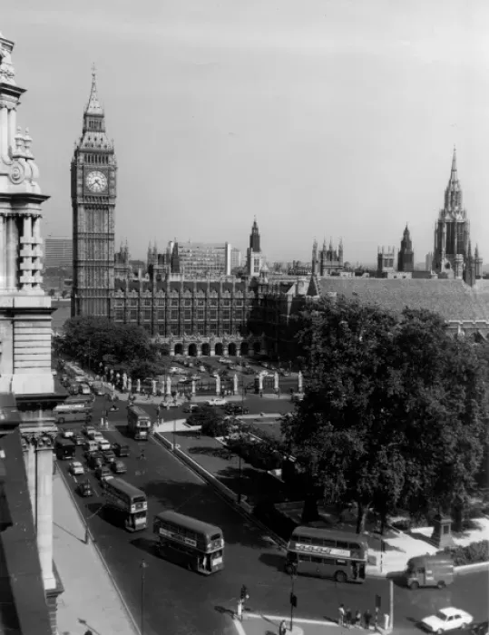 Framed Print : London Parliament Square Framed Print : London Parliament Square