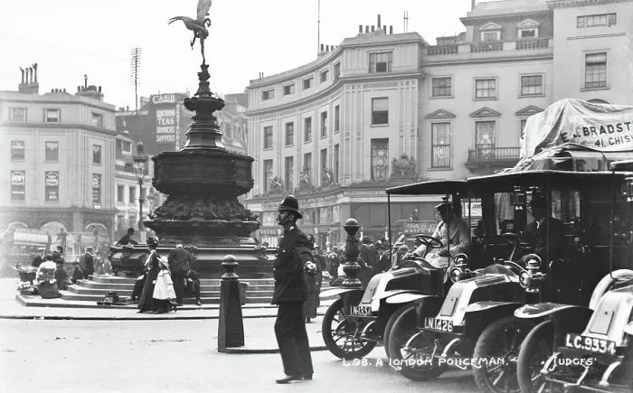 Framed Print : A London Policeman Framed Print : A London Policeman