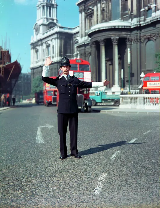 Framed Print : A London Policeman directing traffic at St. Paul's, London Framed Print : A London Policeman directing traffic at St. Paul's, London