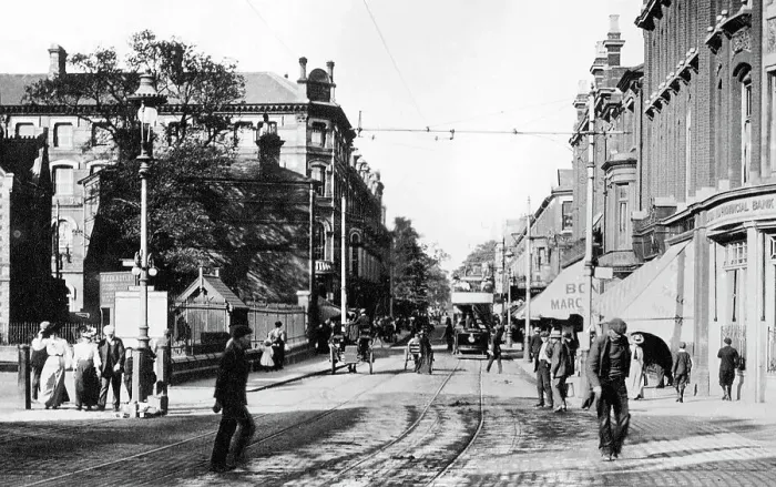 Framed Print : London Road, Lowestof early 1900's Framed Print : London Road, Lowestof early 1900's