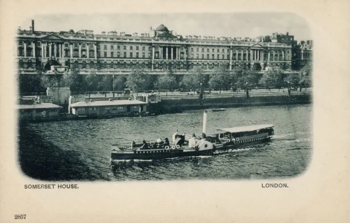 Framed Print : London - Somerset House - north bank of River Thames Framed Print : London - Somerset House - north bank of River Thames