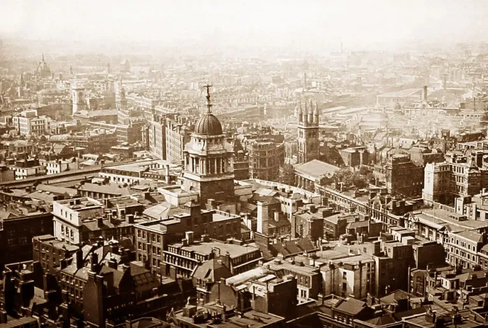 Framed Print : London from St Pauls Cathedral in 1921 Framed Print : London from St Pauls Cathedral in 1921