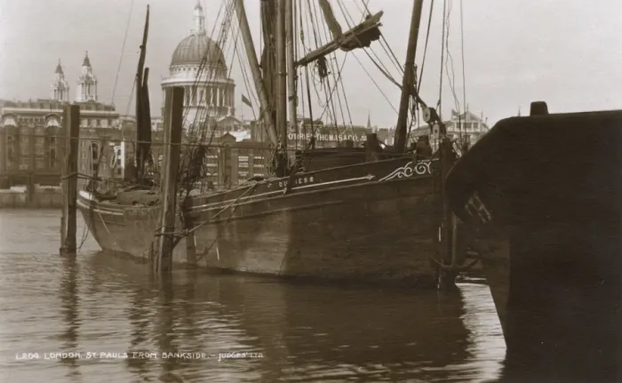 Framed Print : London - St Pauls Cathedral from Bankside - fine river barge Framed Print : London - St Pauls Cathedral from Bankside - fine river barge