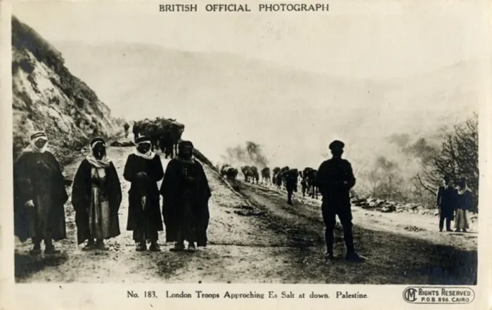 Framed Print : London troops approaching Es Salt, Palestine, WW1 Framed Print : London troops approaching Es Salt, Palestine, WW1