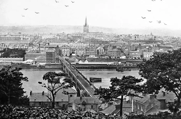 Framed Print : Londonderry, Ireland