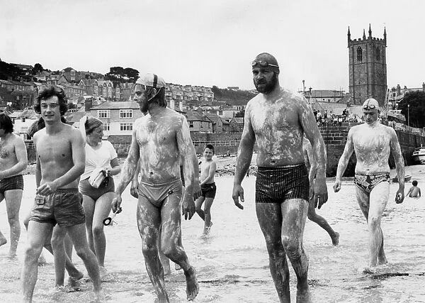 Long distance swimmers, St Ives, Cornwall