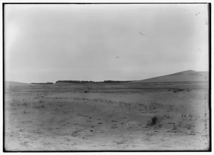 Framed Print : Long-range view of the Wright brothers camp and Kitty Hawk Framed Print : Long-range view of the Wright brothers camp and Kitty Hawk
