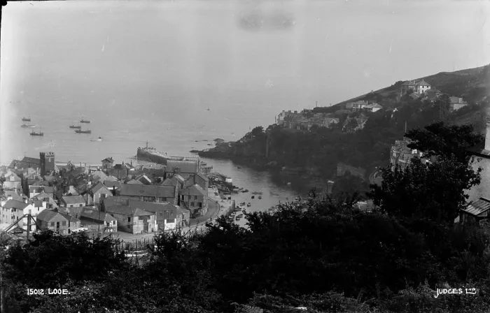 Framed Print : Looe Harbor View Framed Print : Looe Harbor View