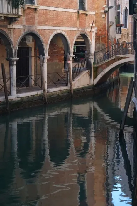 Framed Print : Looking towards Fondementa Piovan, Venice, with reflections Framed Print : Looking towards Fondementa Piovan, Venice, with reflections
