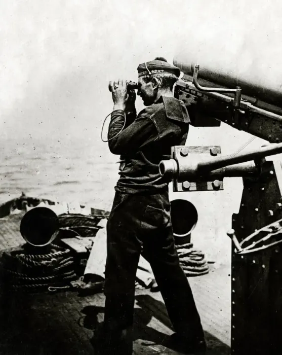 Framed Print : On the lookout for German U-Boats, WW1 Framed Print : On the lookout for German U-Boats, WW1
