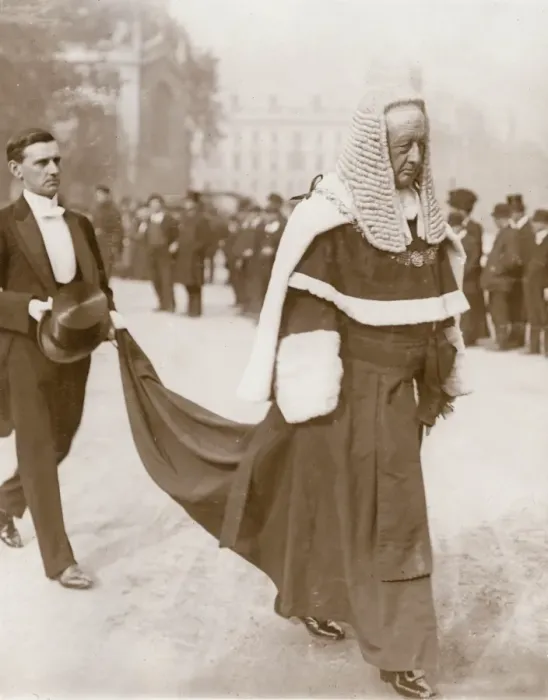 Framed Print : Lord Chief Justice approaching Westminster Abbey Framed Print : Lord Chief Justice approaching Westminster Abbey