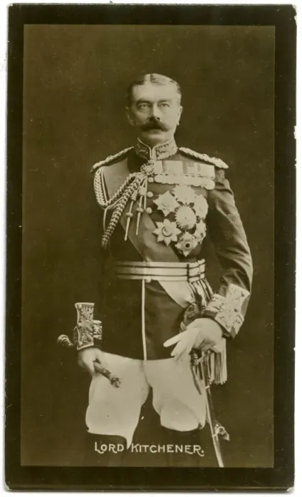 Framed Print : Lord Herbert Kitchener, British army officer Framed Print : Lord Herbert Kitchener, British army officer